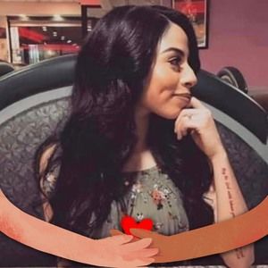 Meet your Posher, Nadine m